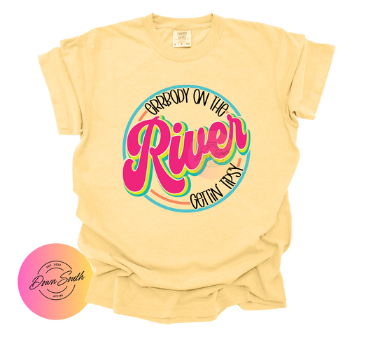 Errbody on the river gettin tipsy women’s tee